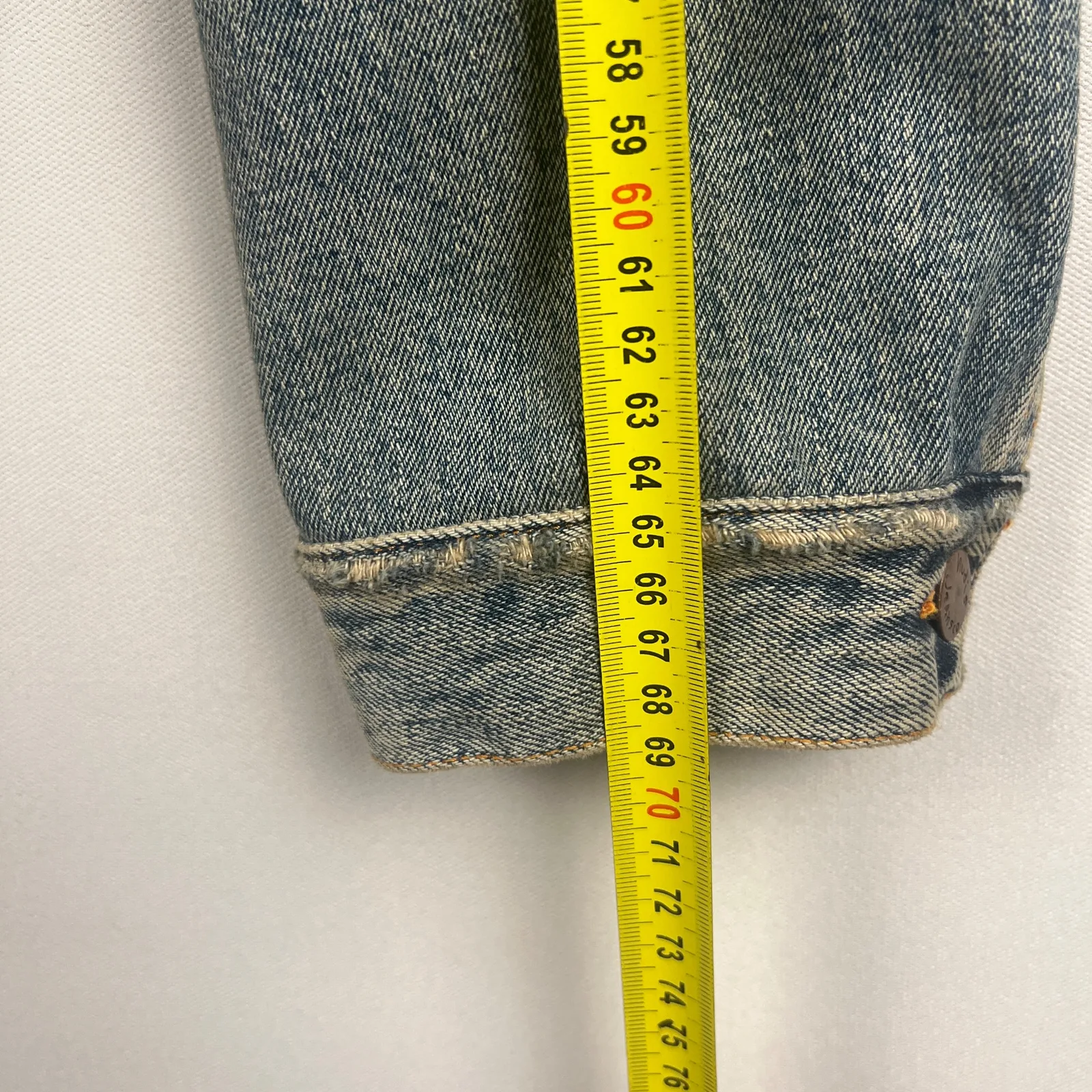 Nudie Jeans Co — Giacca denim anni 2000 chiara — 8