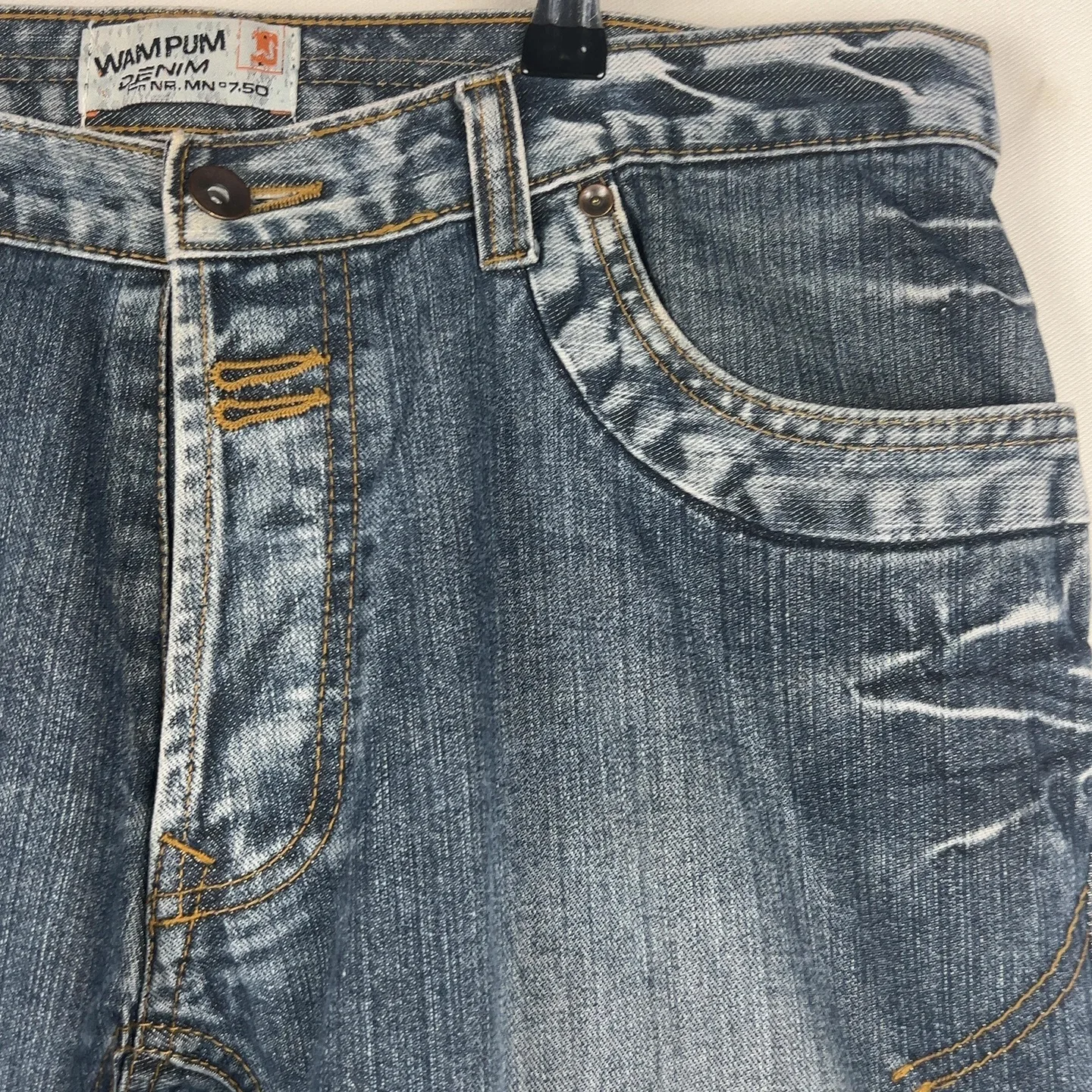 Wampum — Jeans uomo gamba dritta con tasche posteriori blu — 2