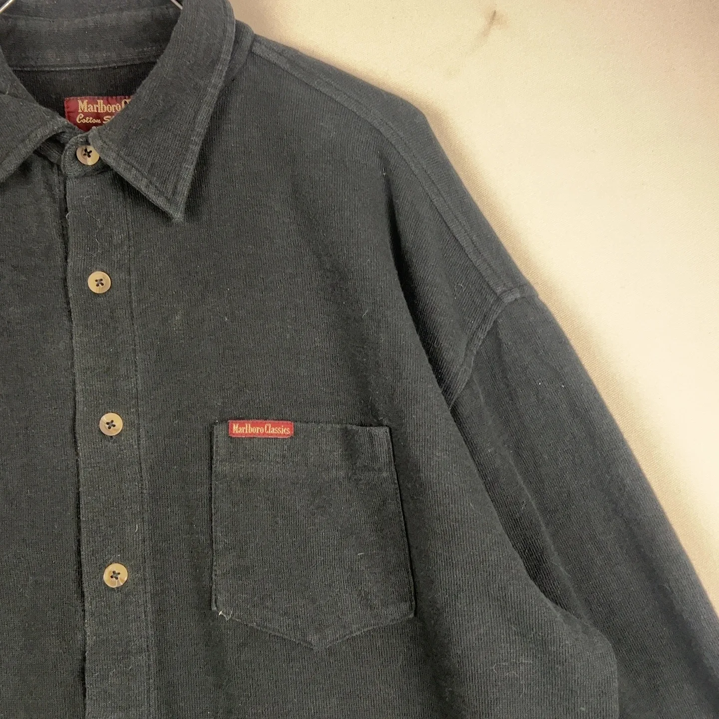 Marlboro — Camicia collo a punta con tasche blu — 3