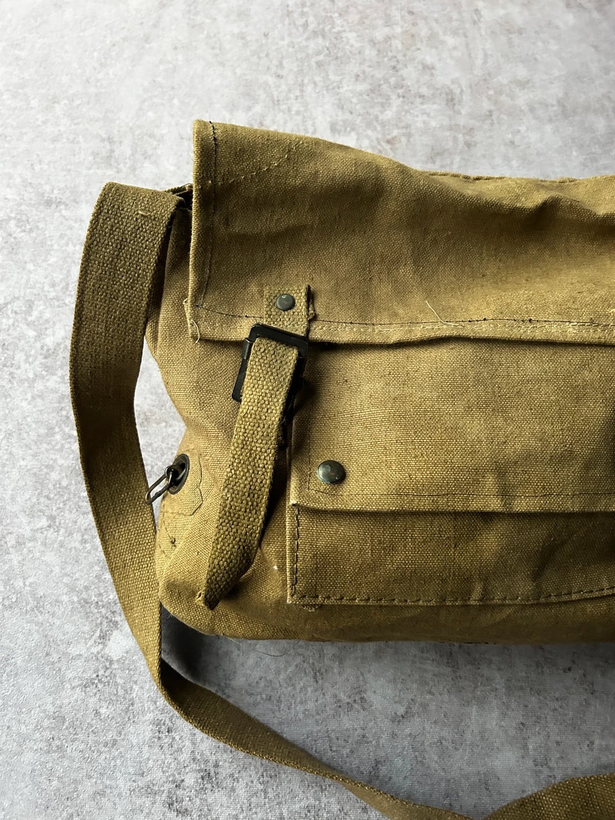 Esercito — Borsa a tracolla vintage anni 90 verde oliva — 2