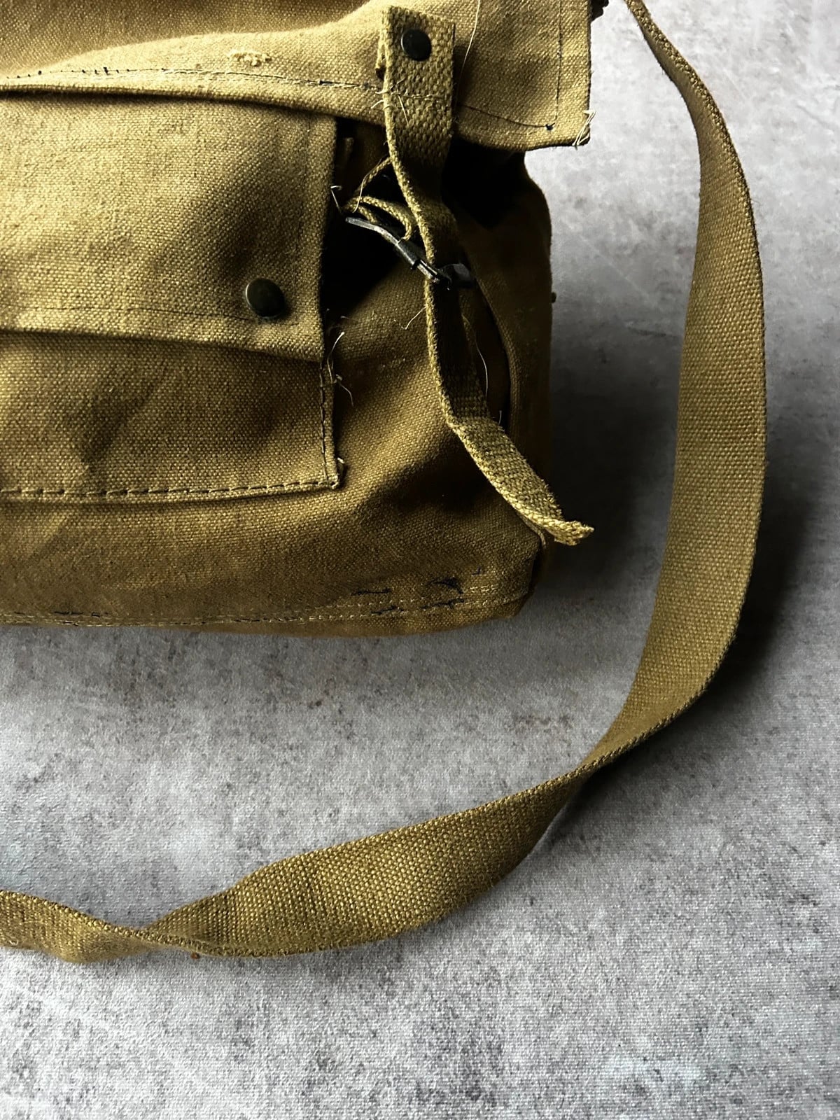 Esercito — Borsa a tracolla vintage anni 90 verde oliva — 4