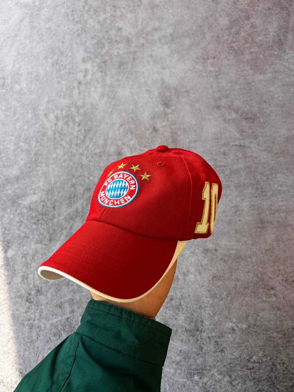 FC Bayern München — Cappellino vintage Robben rosso