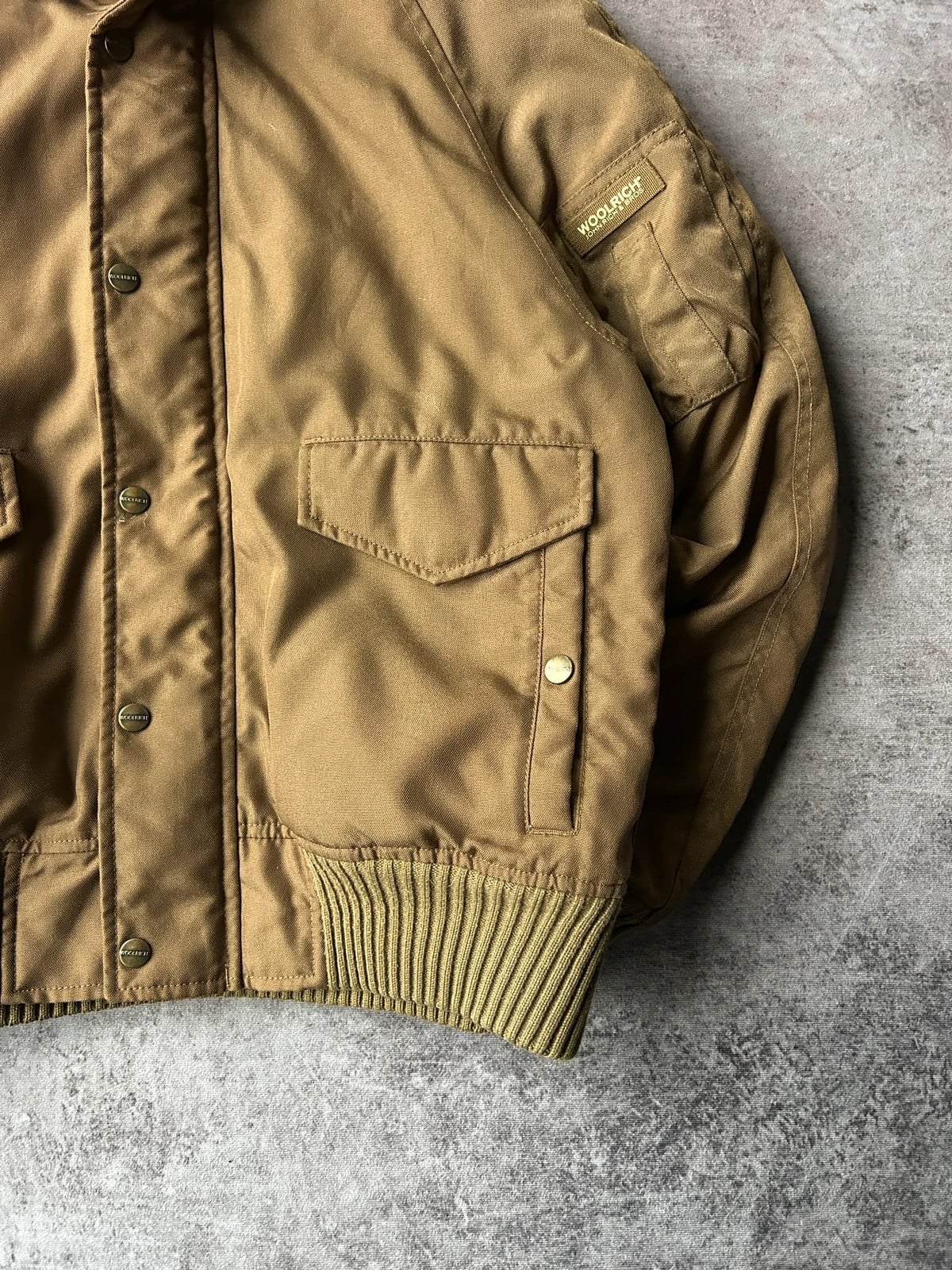 Woolrich — Giacca con cappuccio vintage anni 90 beige — 4