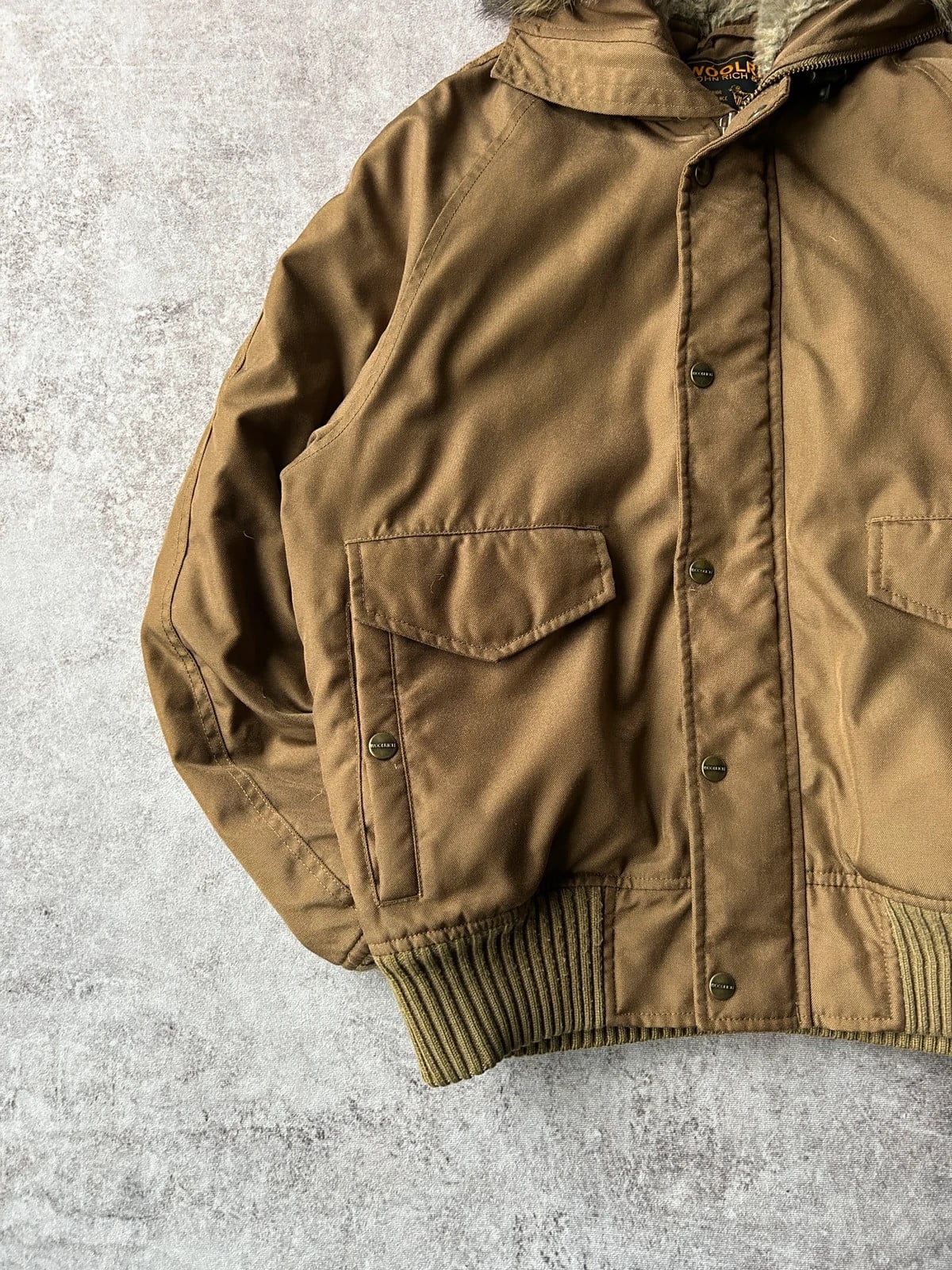 Woolrich — Giacca con cappuccio vintage anni 90 beige — 5