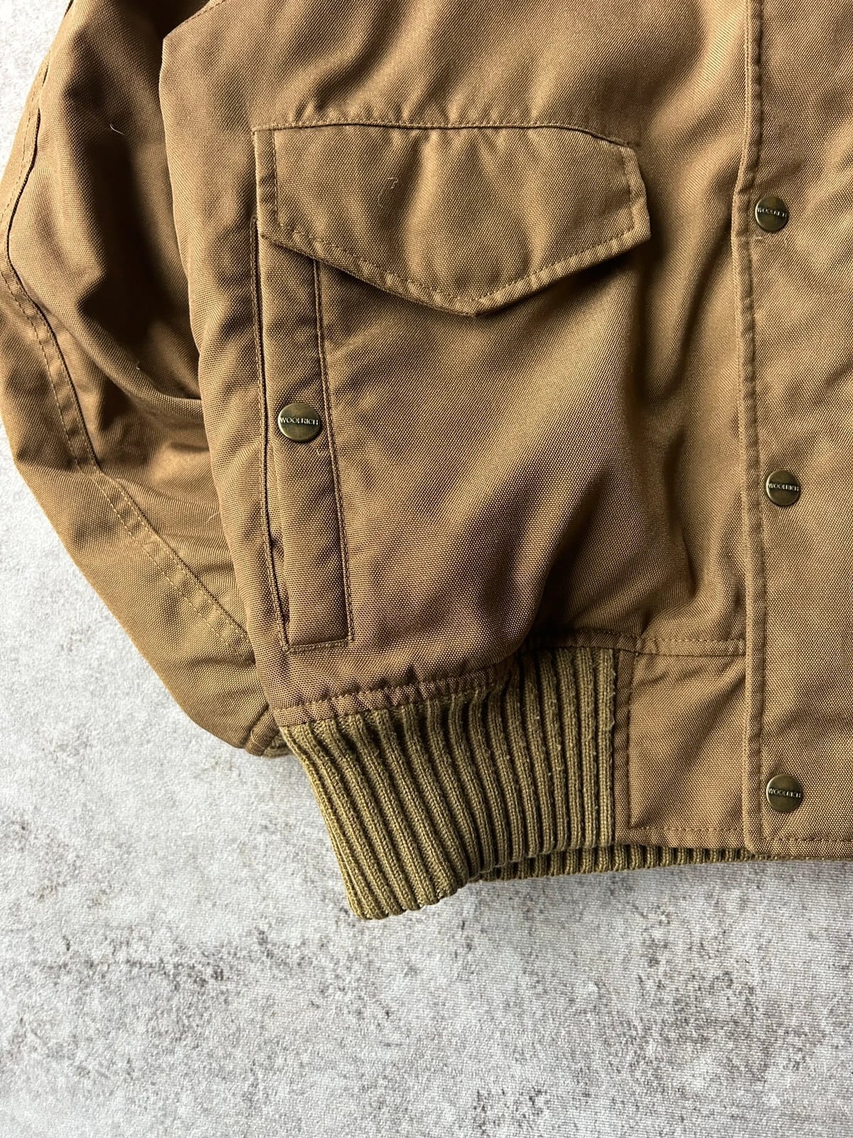 Woolrich — Giacca con cappuccio vintage anni 90 beige — 6