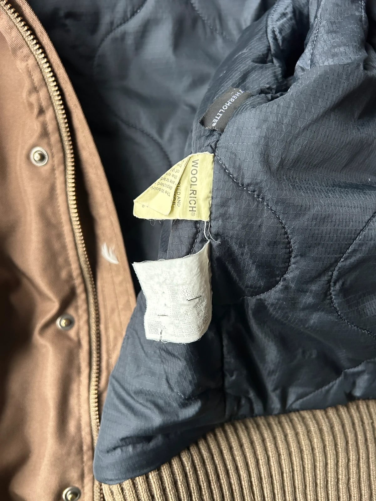 Woolrich — Giacca con cappuccio vintage anni 90 beige — 10