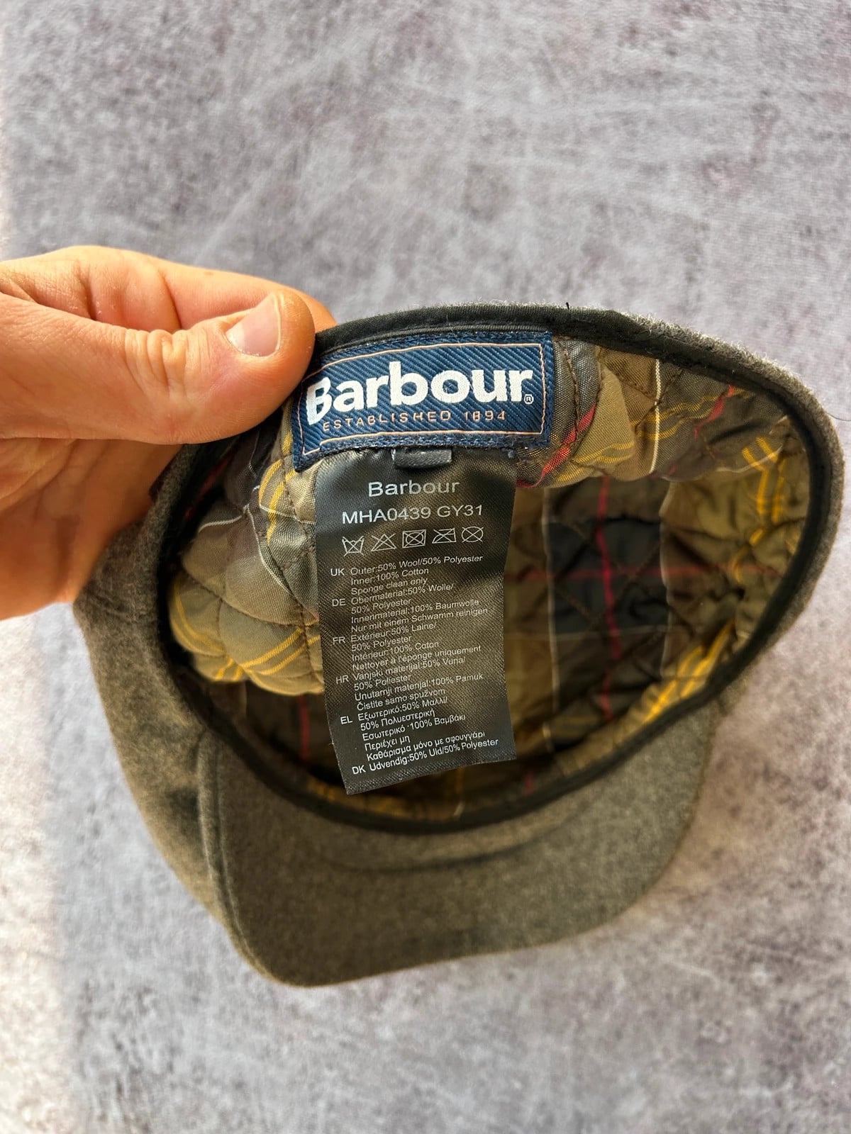 Barbour — Coppola in lana vintage grigia — 4