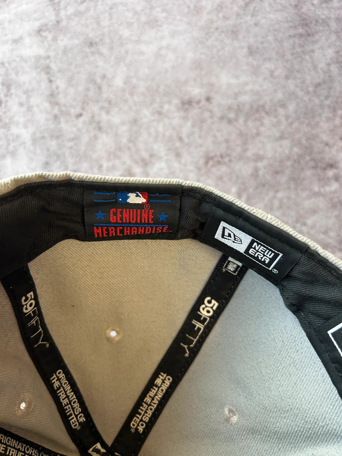 New Era — Cappellino baseball anni 2000 beige e grigio — 5