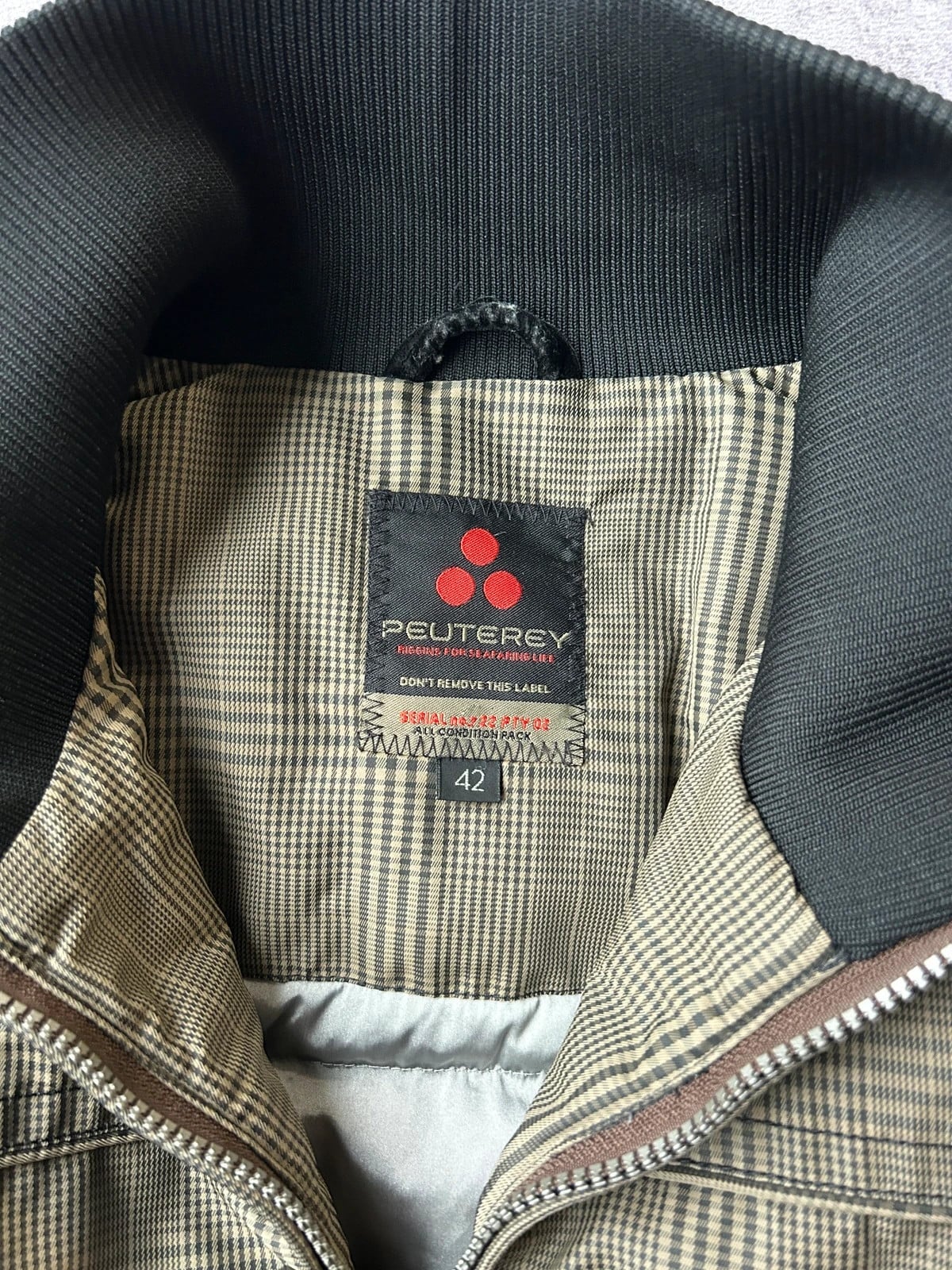 Peuterey — Giacca bomber anni 2000 verde oliva — 9