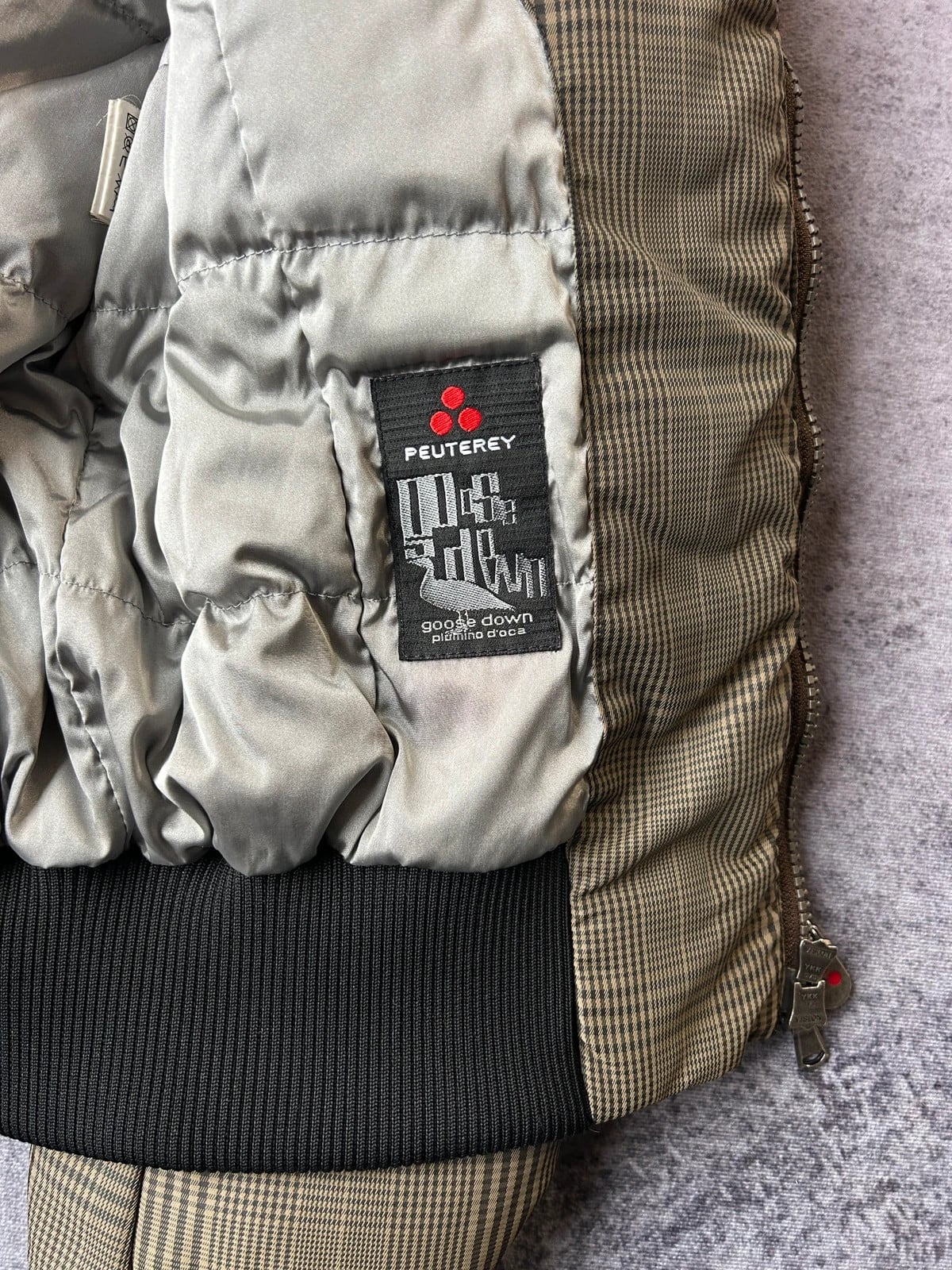Peuterey — Giacca bomber anni 2000 verde oliva — 10