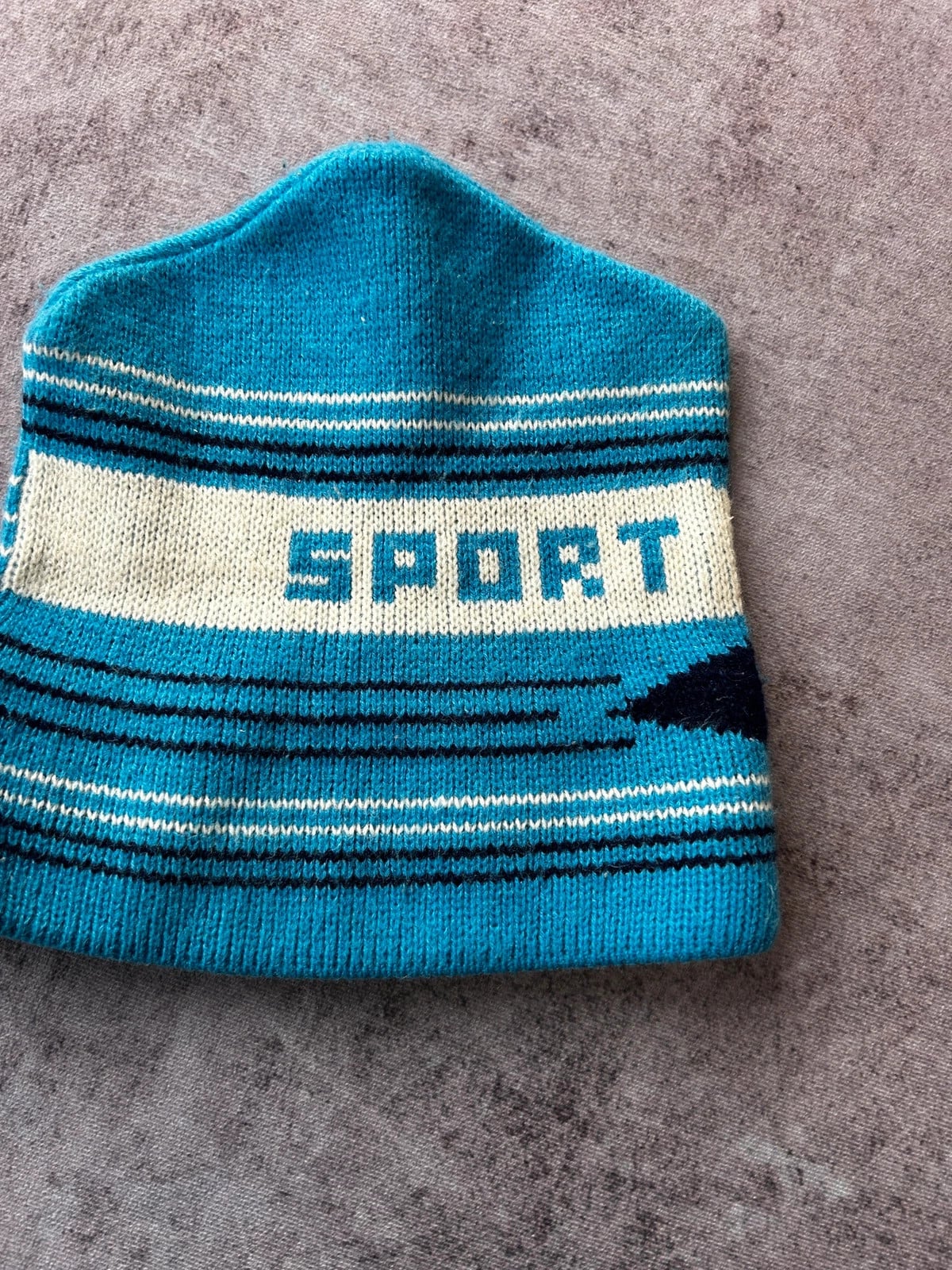 Vintage Dressing — Berretto in lana blu anni 80 — 2