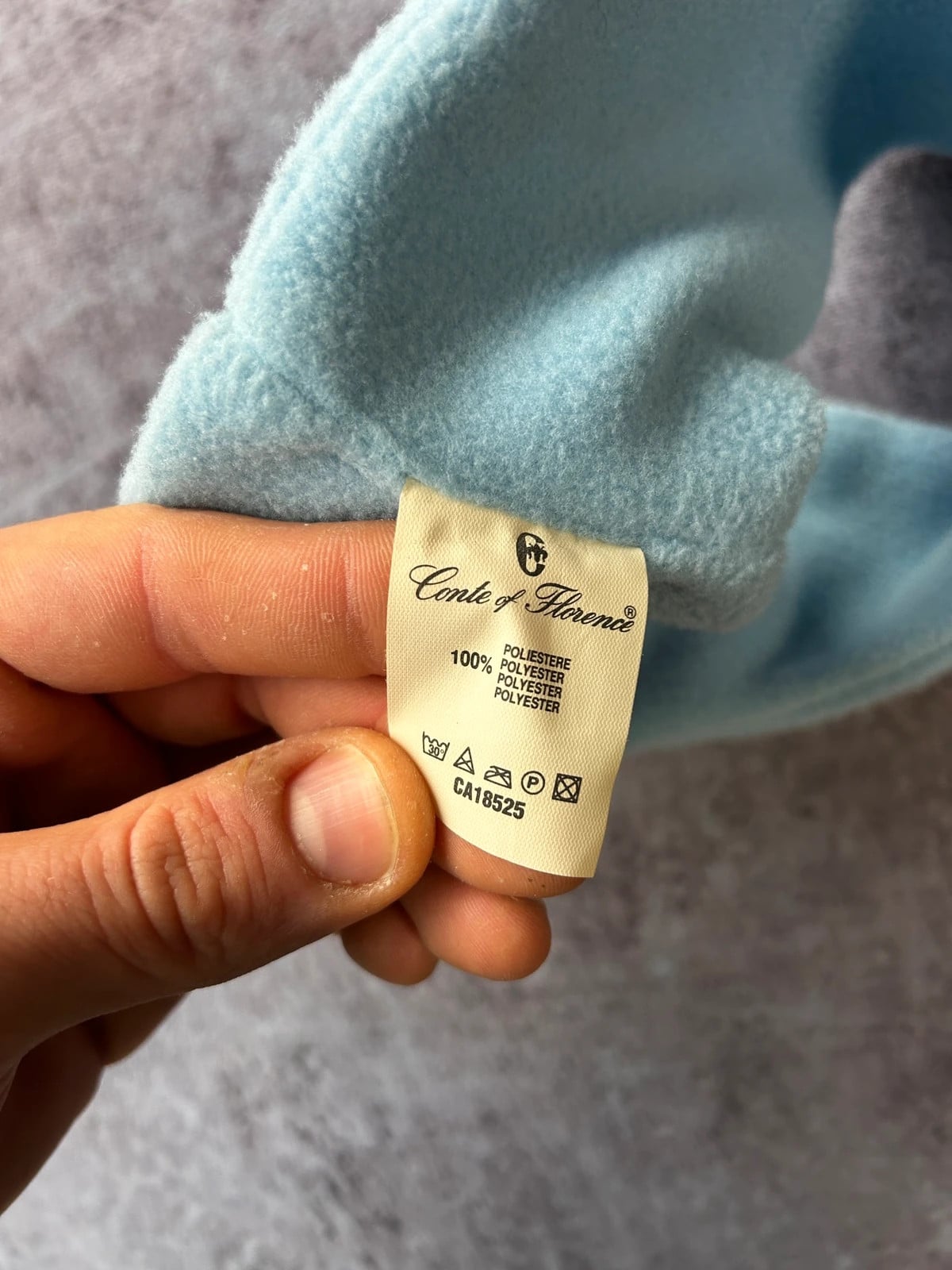 Conte of Florence — Fascia in pile anni 90 azzurro