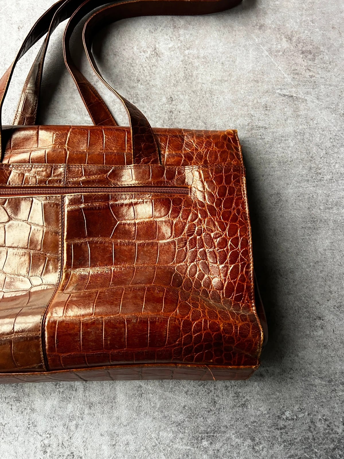 Vintage Dressing — Borsa in pelle effetto coccodrillo anni 80 marrone