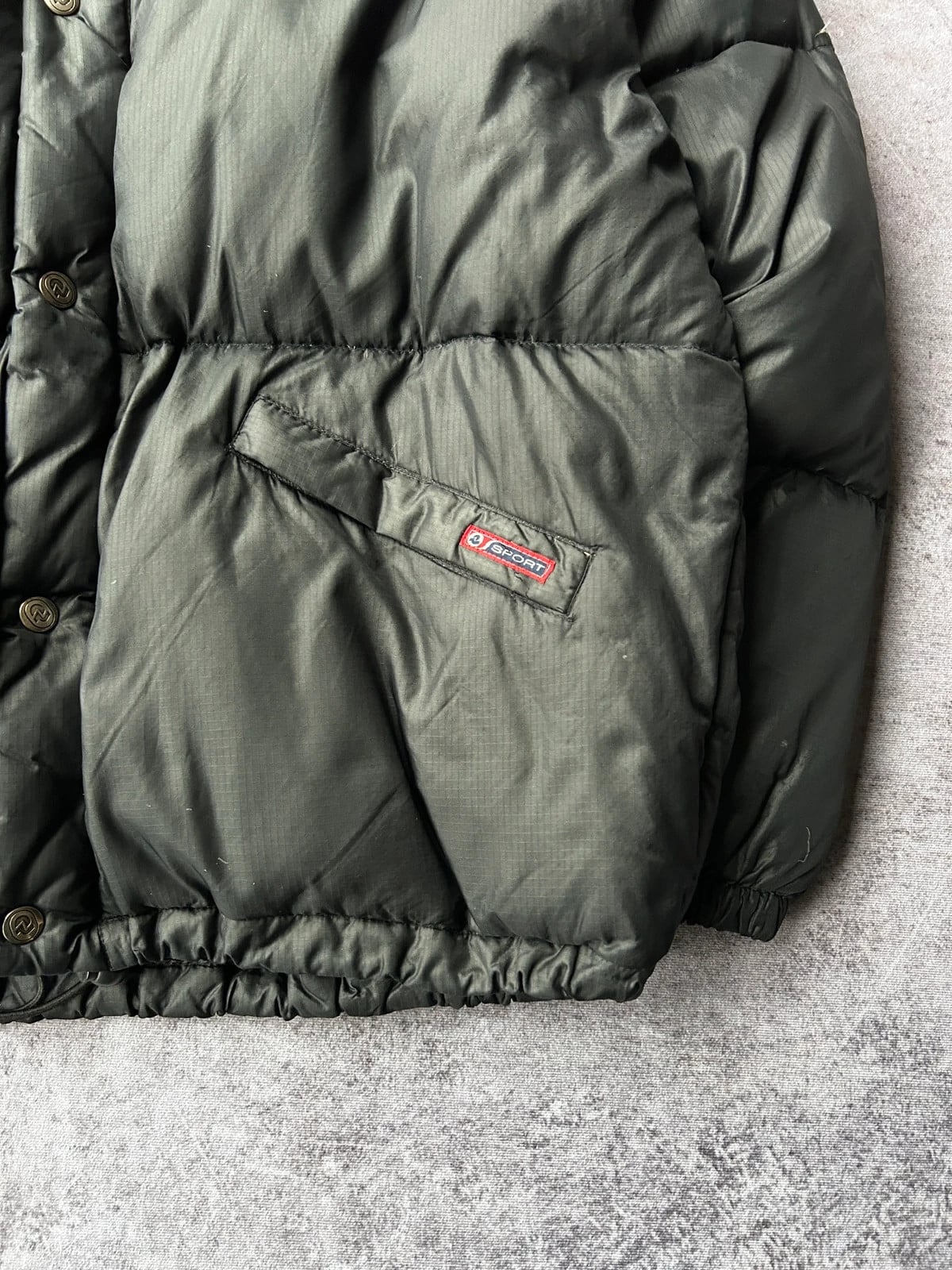 Invicta — Giacca puffer anni 90 verde scuro — 4