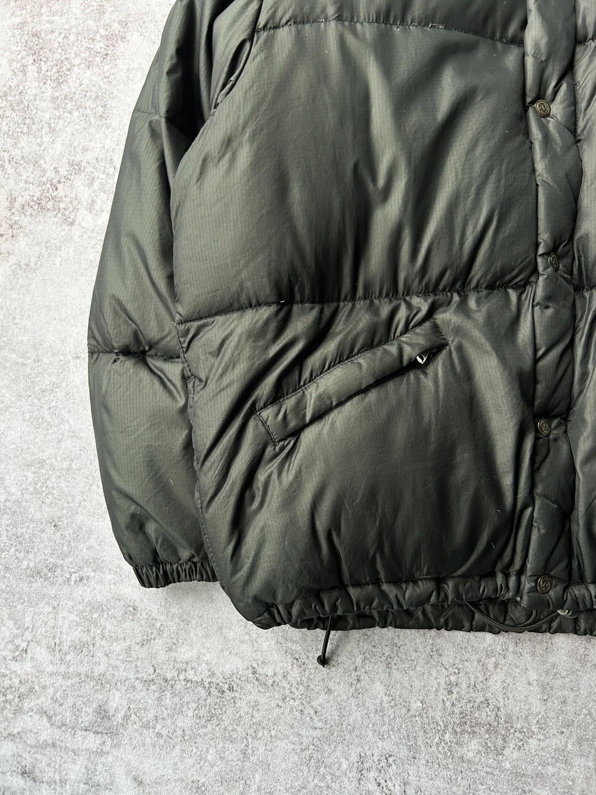 Invicta — Giacca puffer anni 90 verde scuro — 5