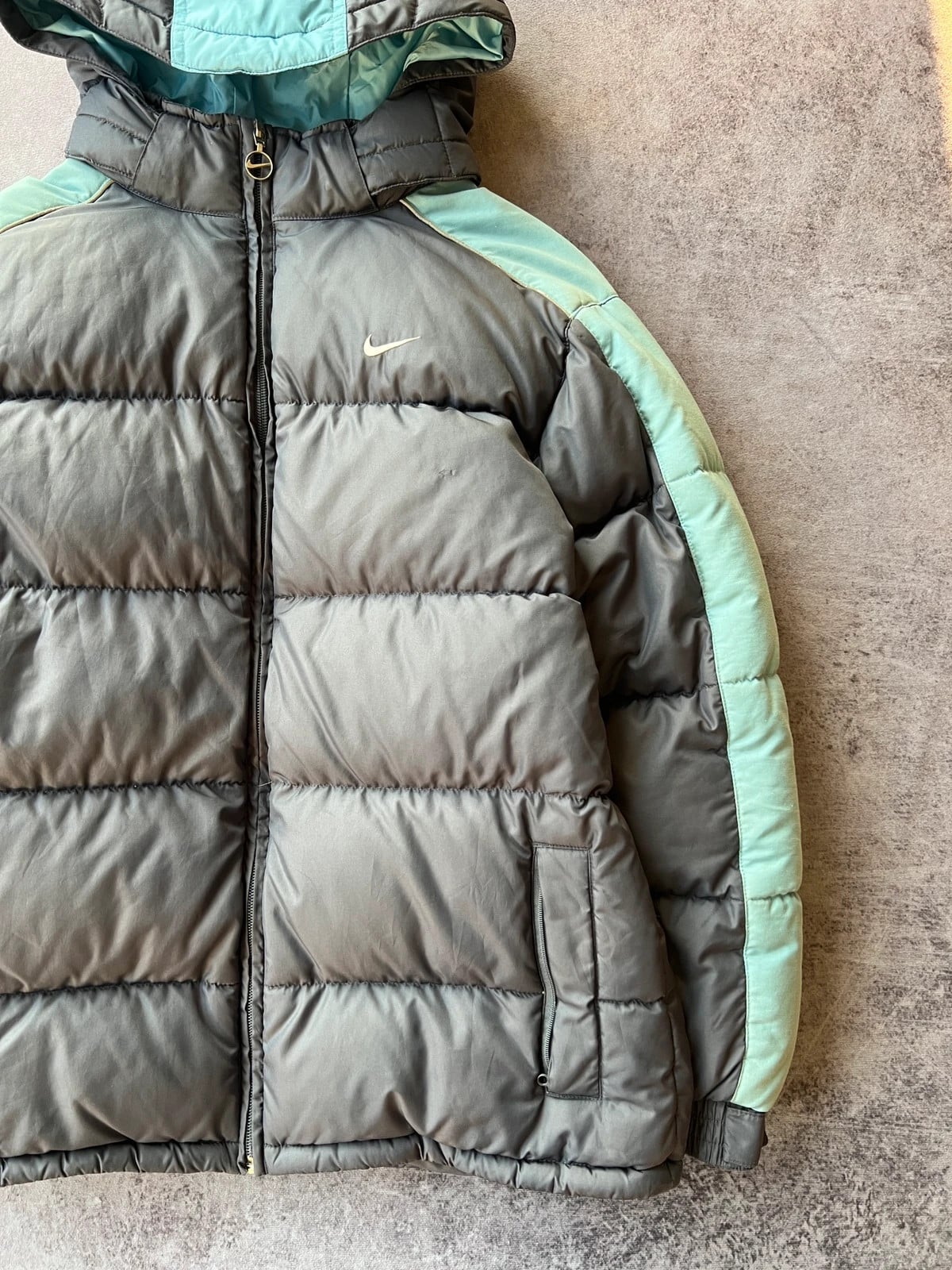 Nike — Giacca puffer anni 2000 grigia e turchese — 3