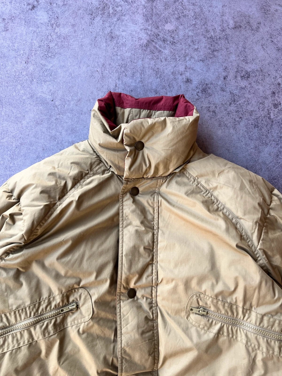 Let's the Safe — Giacca puffer reversibile anni 2000 beige e rosso — 2