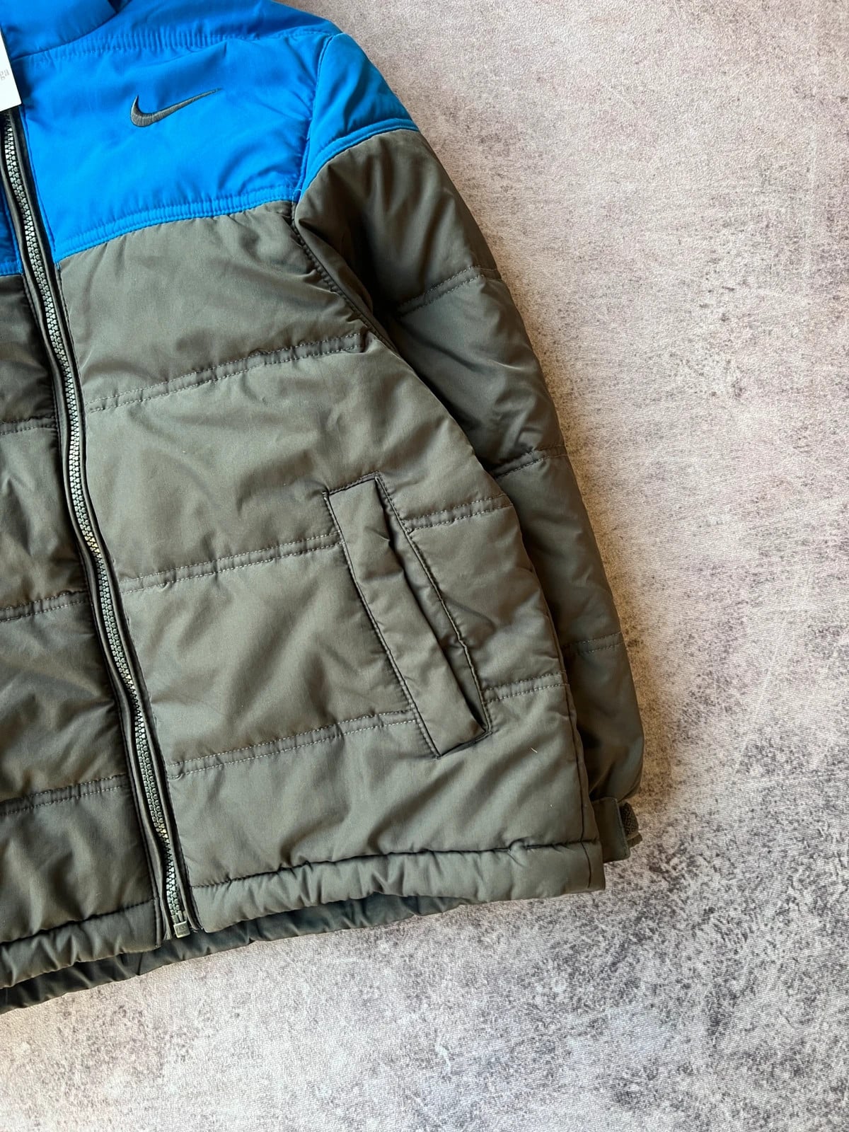 Nike — Giacca puffer anni 2000 blu e verde — 3