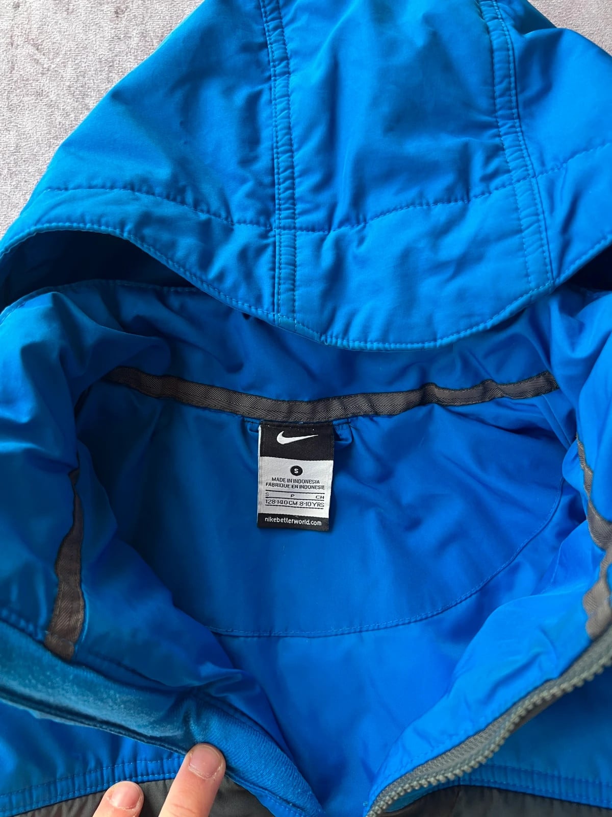 Nike — Giacca puffer anni 2000 blu e verde — 4
