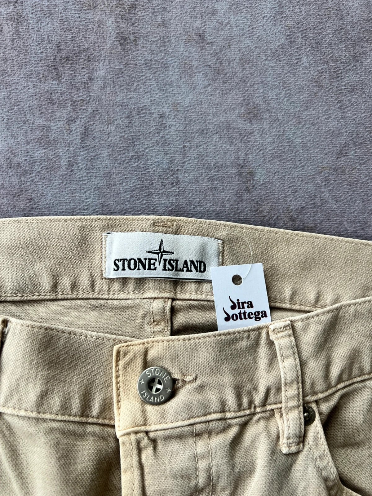 Stone Island — Pantaloni chino beige anni recenti