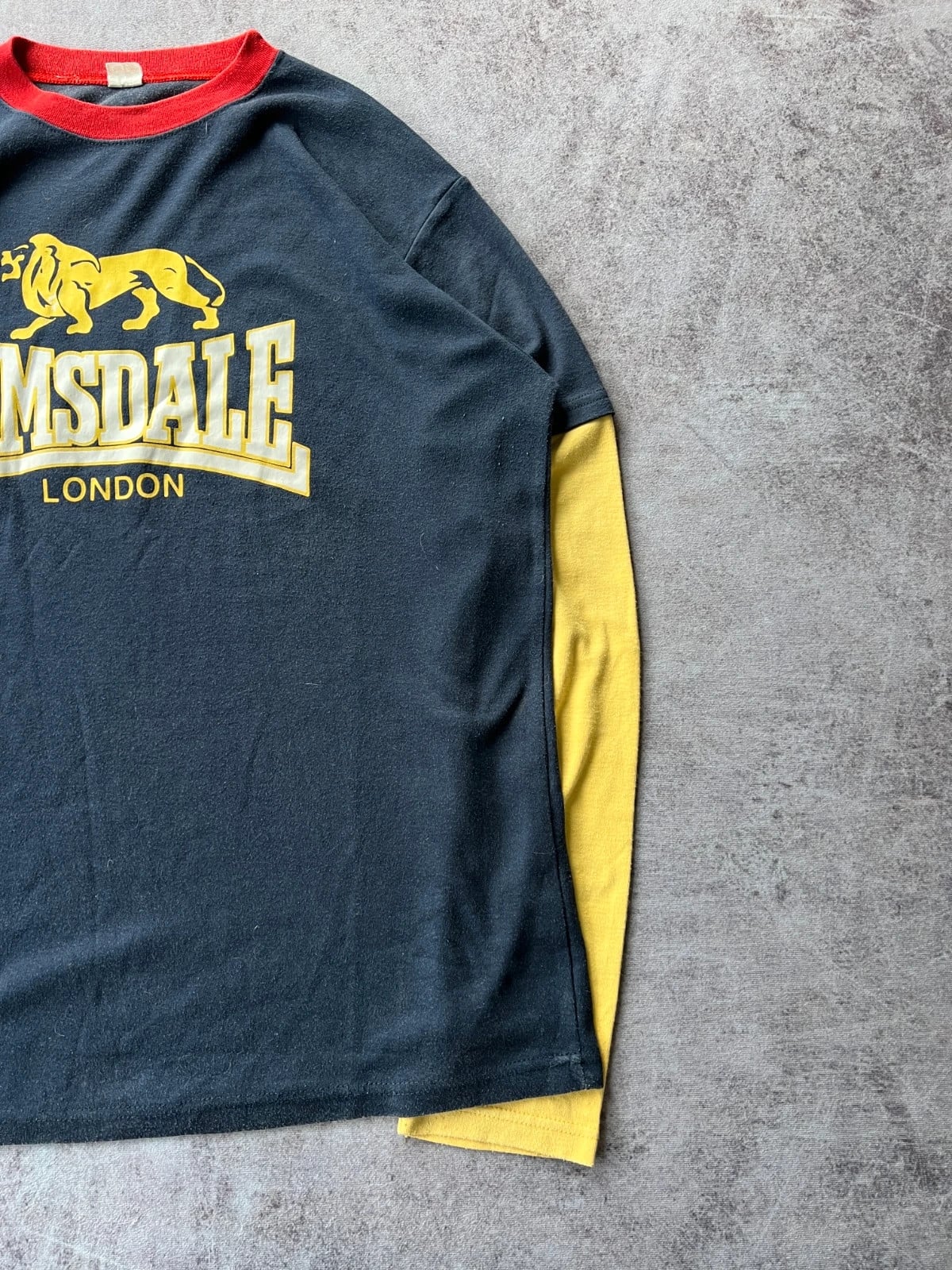 Lonsdale — Maglietta a maniche lunghe anni 2000 gialla e blu