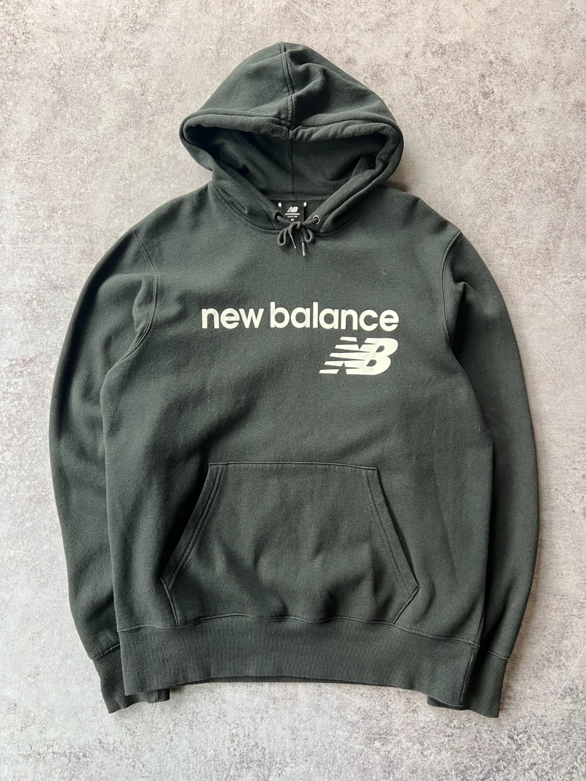 New Balance — Felpa con cappuccio nera anni 2000