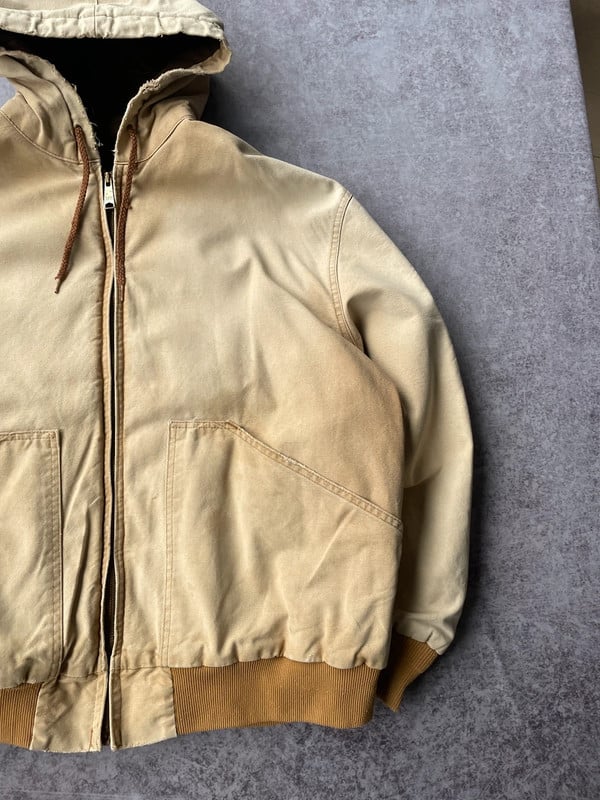 ACTIVE BEIGE — 4