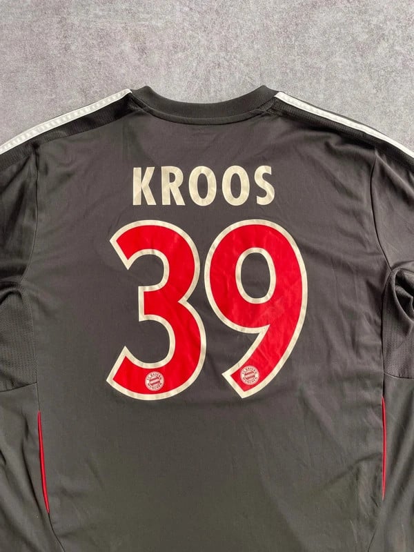 Adidas Bayern Monaco Toni Kroos 2011/12 football shirt vintage — 7
