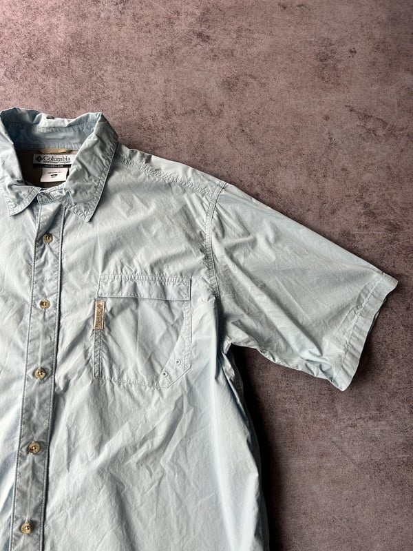 Columbia camicia azzurra