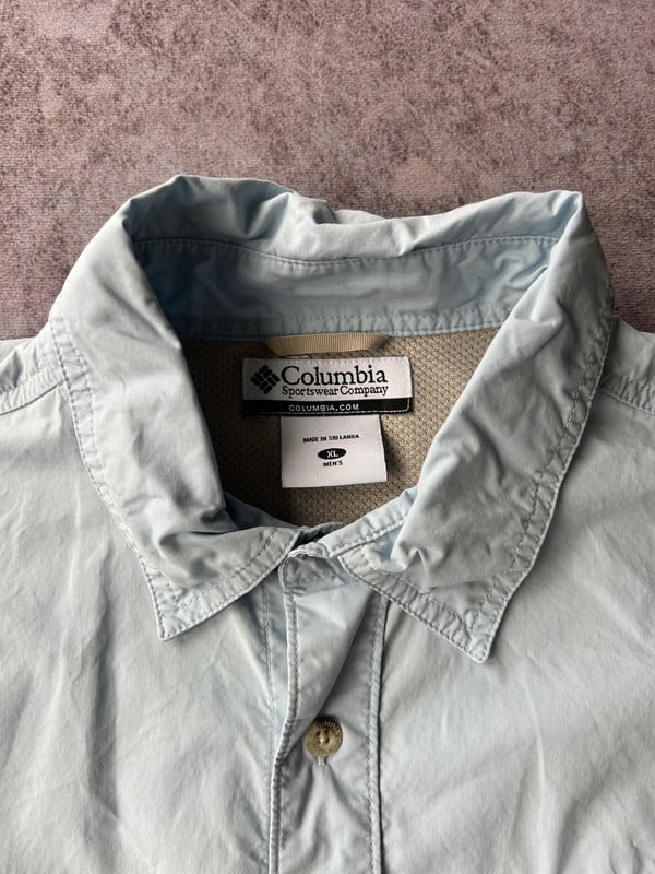 Columbia camicia azzurra